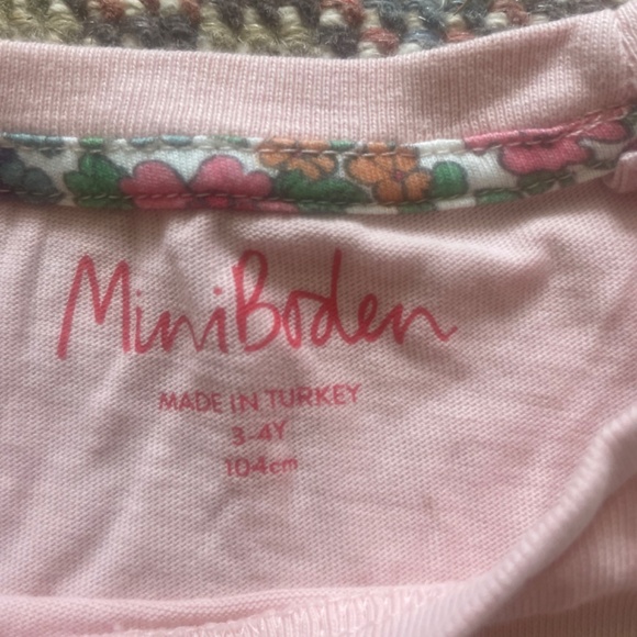 Mini Boden Girls Long Sleeve Appliqué Tshirt, size 3-4y - Picture 3 of 5